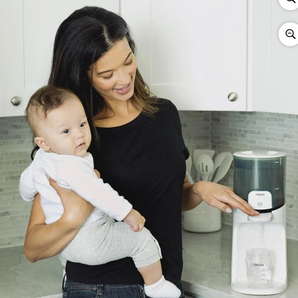 Baby Brezza Instant Baby Bottle Warmer –  Dispenses Warm Water 24/7. 3 Temps - Picture 3 of 7
